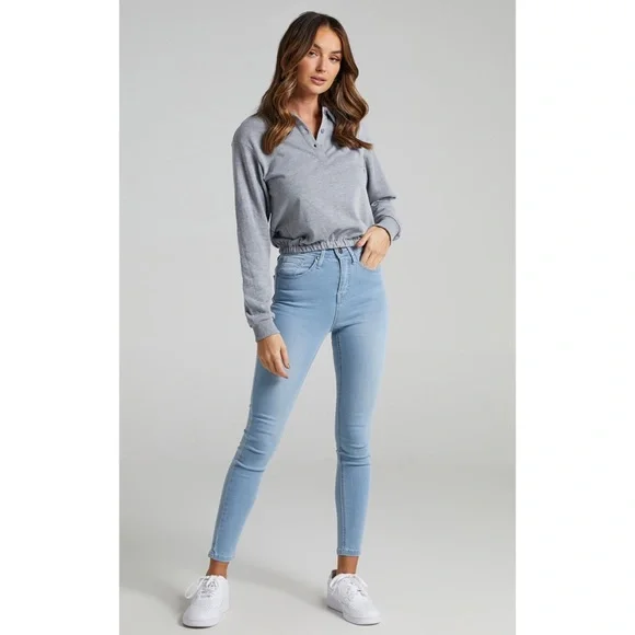 Showpo Christina Skinny Jeans in Light Wash Denim - Picture 4 of 13